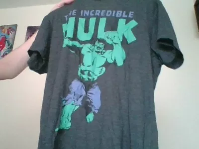 Buy Incredible Hulk  T Shirt Medium • 8£