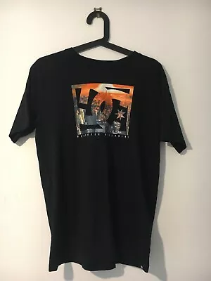 Buy Kid’s DC SHOE T-shirt • 10£