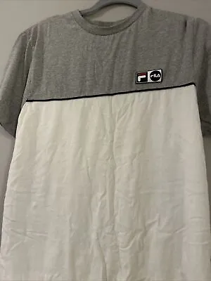 Buy Fila T Shirt Size M • 0.99£