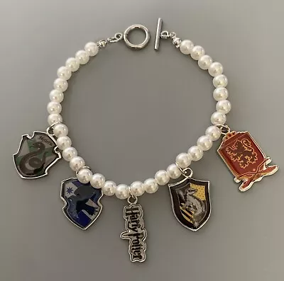 Buy Harry Potter Jewellery - Pearl Bracelet Hogwarts Charms Gryffindor Slytherin • 5.99£