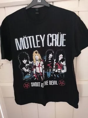 Buy Mötley Crüe T Shirt Shout At The Devil XL • 12£