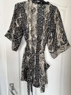Buy Secret Possessions Snake Print Kimono Style Dressing Gown Size 4/6 • 2£
