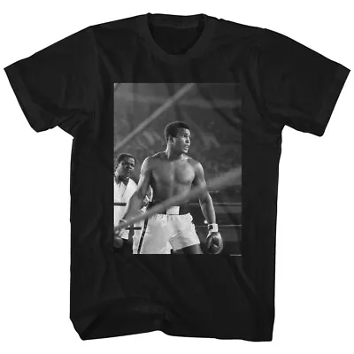 Buy Muhammad Ali Boxing Champ In Ring Waiting For Bell 1st Round Men's T Shirt • 38.47£