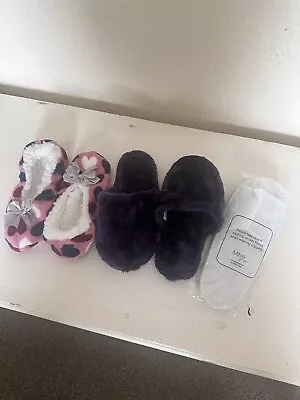 Buy Slippers Size 5 • 3.50£