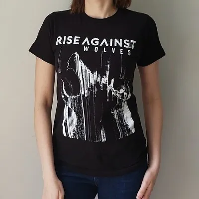 Buy Rise Against Wolves Band Tee XS Short Sleeve • 23.63£