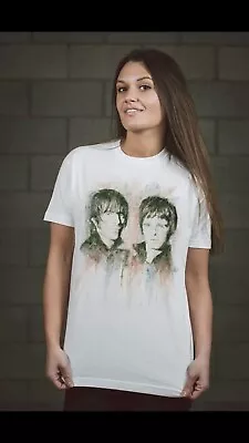 Buy Oasis T Shirt • 10£