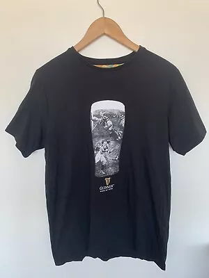 Buy Mens Guiness T Shirt • 12£