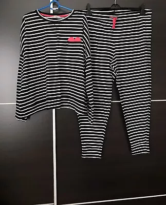 Buy Womens Marks And Spencer Pyjamas Lounge Wear Size 22 Black And White Stripe • 3.99£