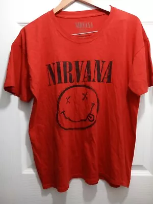 Buy Nirvana - Unisex - T-Shirts - Red - Small - Short Sleeves - Black Smiley • 14.99£