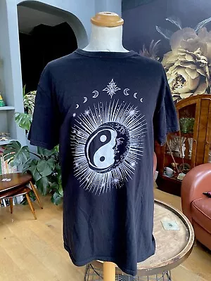 Buy Yin And Yang Black T Shirt With Moon & Stars Size M • 4£
