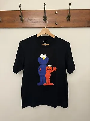 Buy Uniqlo X Kaws Sesame Street T Shirt • 20£