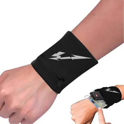 Buy METALLICA Zip Wristband • 9.99£