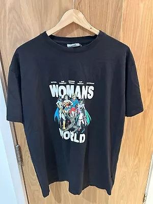 Buy NA-KD Wonder Woman Print Oversized T-shirt In Black (Size S)  • 10£