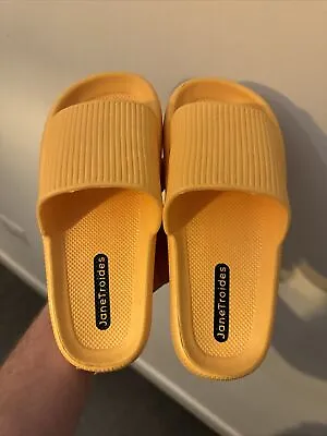 Buy JaneTroides Slides Anti-Slip Sandals Ultra Soft Slippers Cloud Home Outdoor Shoe • 7.99£
