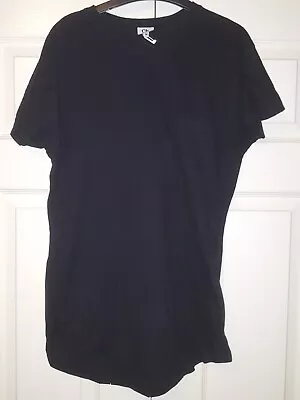 Buy Ch. Chapter Black Distressed T-Shirt With Holes – Size M • 20£