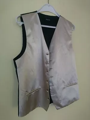 Buy Gold Black Vest Waistcoat  XL Worn For 5minutes • 15.67£