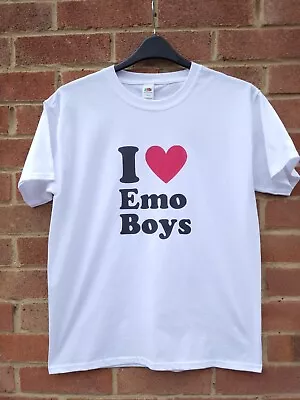Buy  I Heart Emo Boys  T-Shirt • 14.99£