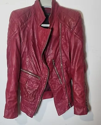 Buy Marc Jacobs Woman's Burgundy Cutaway Leather Jacket • 333£