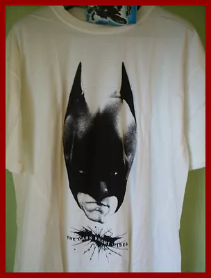 Buy Batman - Graphic T-shirt (l)  New & Unworn • 8.02£