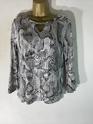 Buy Womens M&Co Petite Uk 12 Black&white Snakeskin Long Bell Sleeve Jersey T-shirt • 9.99£