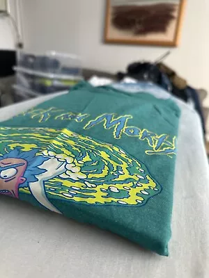 Buy Green Rick And Morty T Shirt Size L  • 0.99£