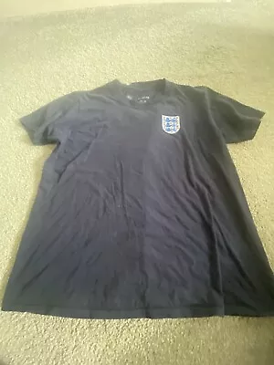 Buy England T Shirt Boys • 2.50£
