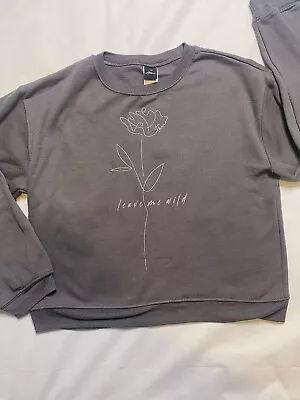 Buy Atticus Womens Size M Gray Crew Neck Pullover Sweatshirt Leave Me Wild Flower • 20.84£