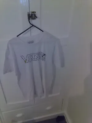 Buy Vans Snoopy T Shirt • 12£