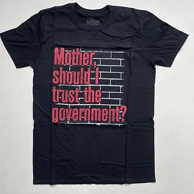Buy Pink Floyd T Shirt Wall Should I Trust The Gov. Mens Black M 2017 US Tour • 43.99£