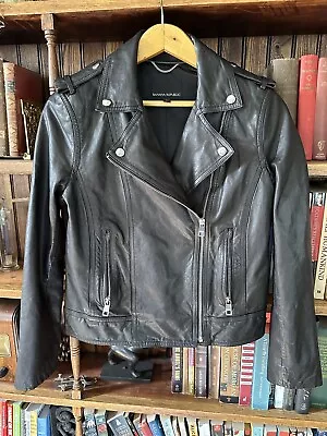 Buy Women's BANANA REPUBLIC S Small Black Leather Essential Classic Moto Jacket • 151.19£