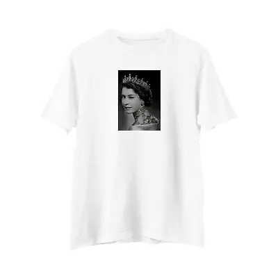 Buy Unisex Her Majesty The Queen Elizabeth II T-Shirt, The Queen Winking , Novelty T • 10.99£