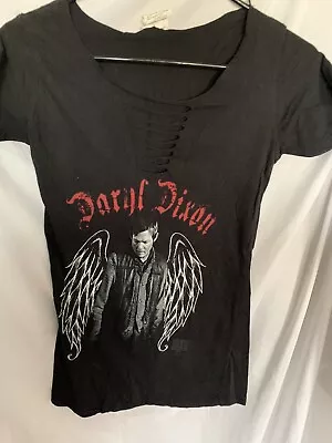 Buy Walking Dead Daryl Dixon Wings T-shirt Juniors Woman's Skinny Fit - Size Large • 7.56£