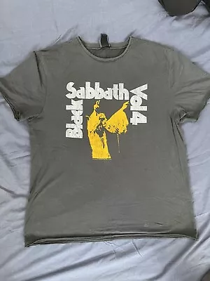 Buy Black Sabbath Vol. 4 T-shirt Size XL  • 8£