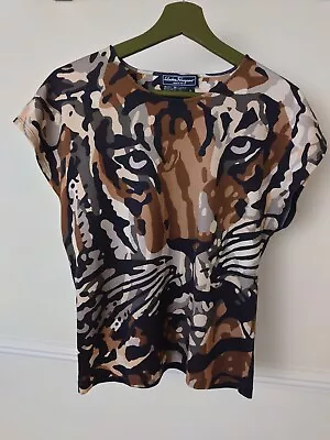 Buy Salvatore Ferragamo Tiger Print T-Shirt Top Logo Back 100% Cotton Size Small  • 74.99£