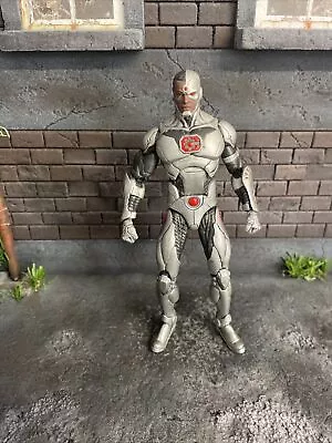 Buy DC Collectibles Icons Cyborg #20 6” Action Figure • 10.95£
