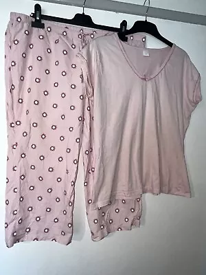Buy Ladies Pyjamas Size 18 • 0.99£