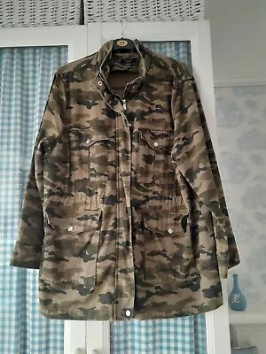 Buy New Look Curve Green Camouflage Jacket Size 24 • 14.99£