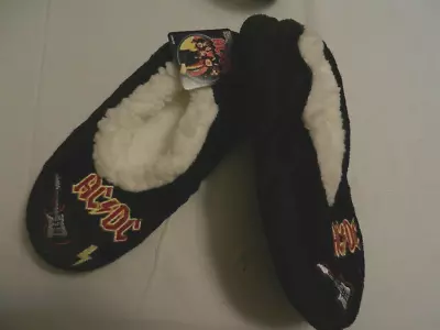 Buy AC DC Embrodiered Fuzzy Babba Slipper Sock Set Size S/M Size 5-7 - New • 10.41£