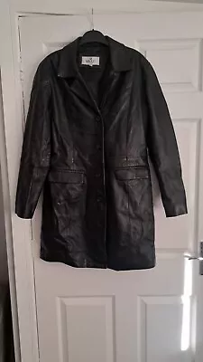 Buy Vali Leather Jacket • 25£