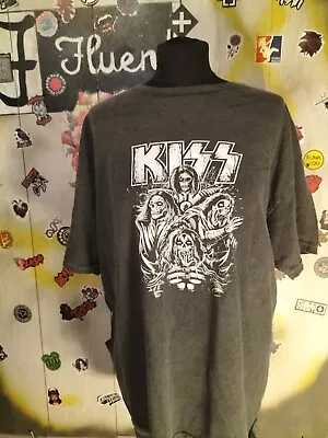 Buy Kiss T Shirt X Large • 14£