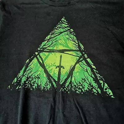 Buy Zelda Triforce T-Shirt Mens Medium Black Front Print • 14.95£