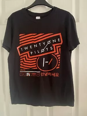 Buy Twenty One Pilots Clique T Shirt Size Small Black  • 5£