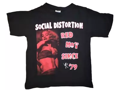 Buy T-Shirt - Vintage SOCIAL DISTORTION Red Hot Since 1979 - Size Youth Large • 18.95£