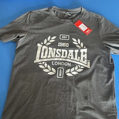 Buy Lonsdale T Shirt XL • 8£