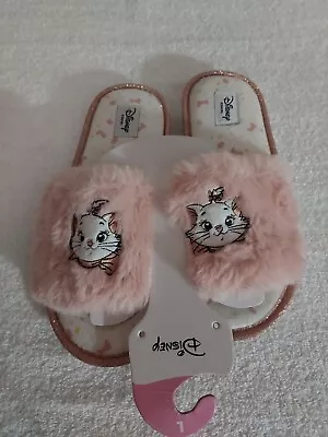 Buy Nwt Aristocats Women's Size 9-10🩷🩷🩷 Pink Maria Slippers • 56.82£