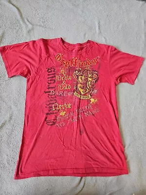 Buy Wizarding World Of Harry Potter T-shirt Gryffindor Universal Orlando Red Size M • 22.99£