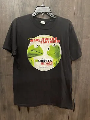 Buy MUPPETS MOST WANTED Movie Rare Promotional Shirt Adult XL Kermit/Ms Piggy • 33.24£