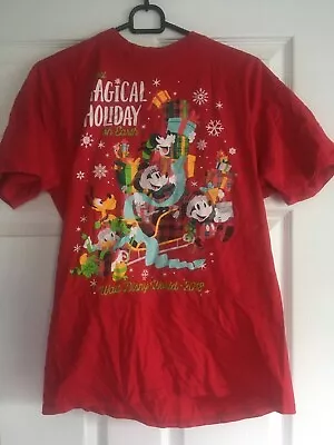 Buy Walt Disney World 2018 Christmas T Shirt Size M • 6£