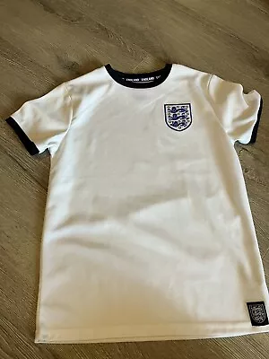 Buy England Football Shirt Age 10-11 ⚽️ • 2£