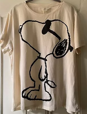 Buy BNWOT H&M Peanuts Large Scale Snoopy Design On Cream T-shirt XL Cotton • 7£